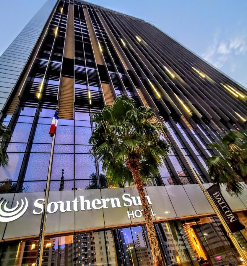 Southern Sun Abu Dhabi Bagian luar foto