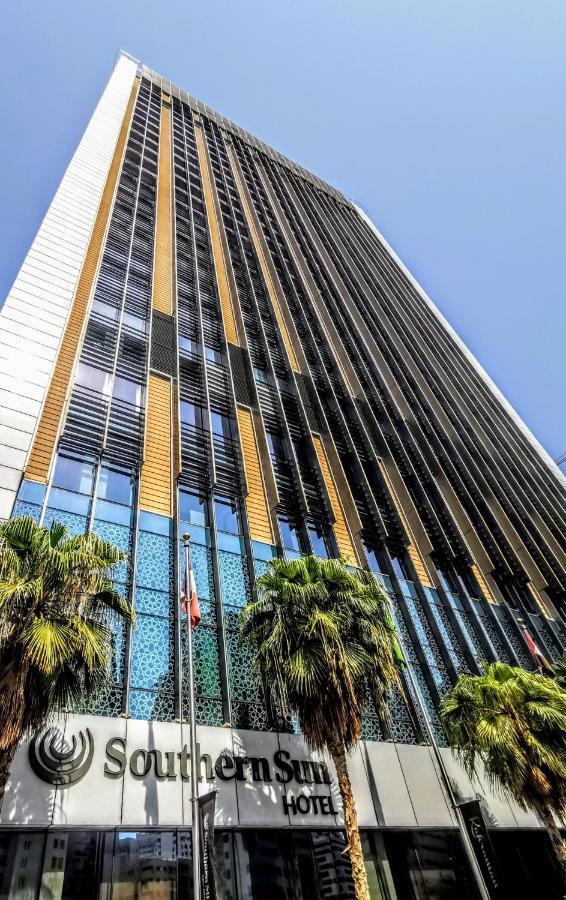 Southern Sun Abu Dhabi Bagian luar foto