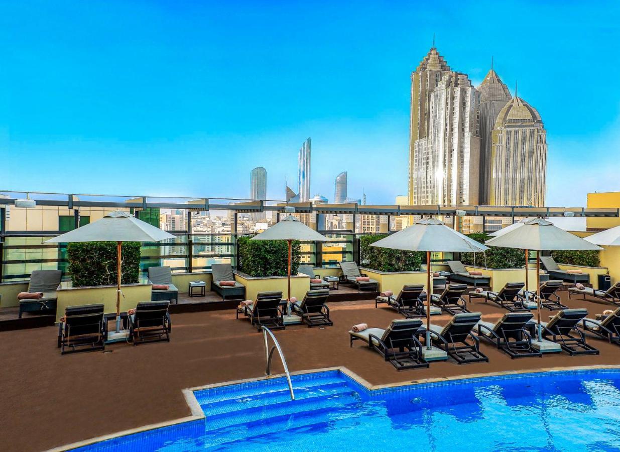 Southern Sun Abu Dhabi Bagian luar foto