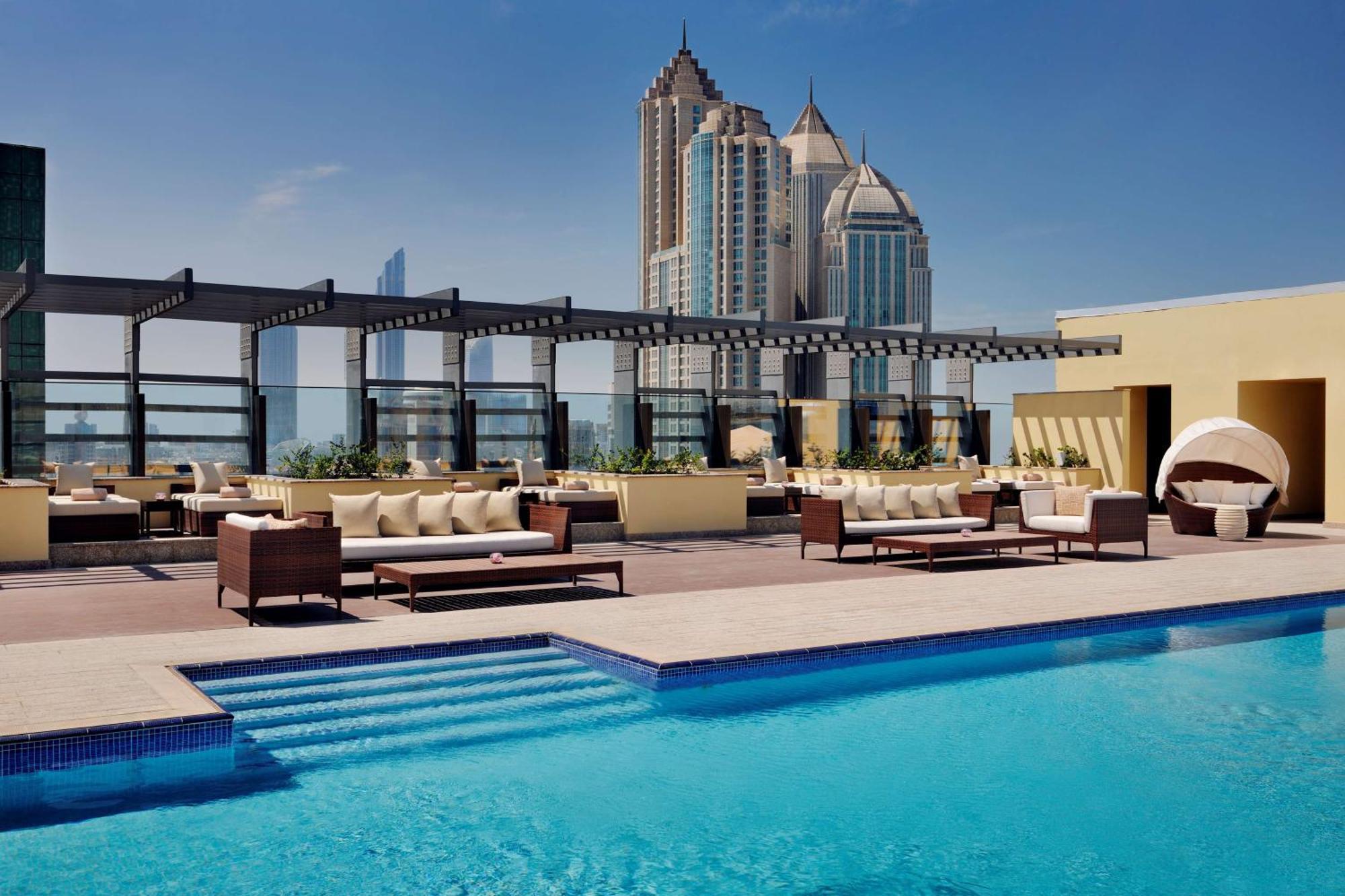 Southern Sun Abu Dhabi Bagian luar foto